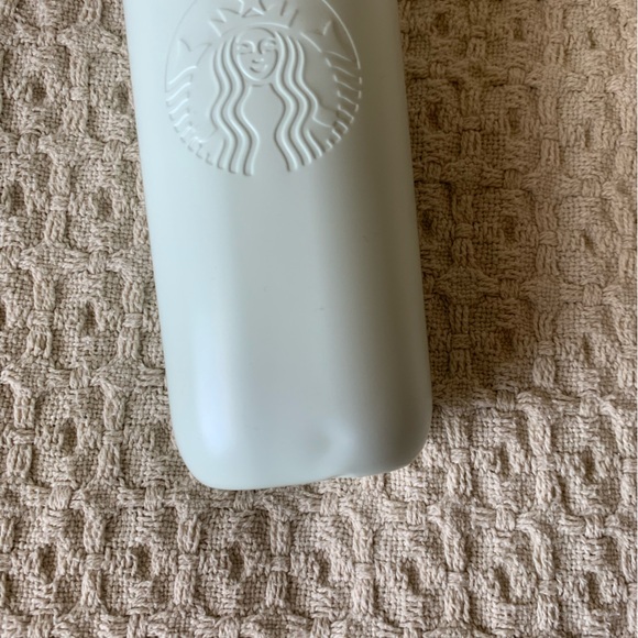 ♡ • SOLD— Starbucks 2023 Recycled Mint Tumbler Mug - Picture 6 of 6